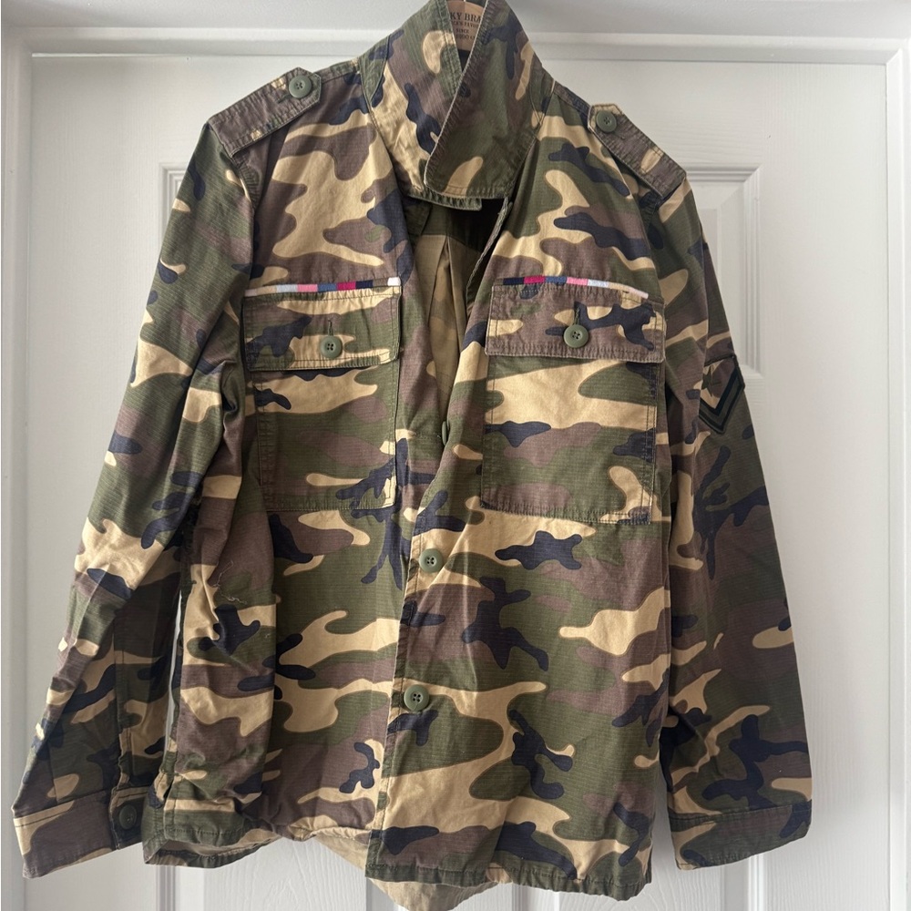 Gap camo jacket. Like new.
